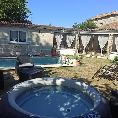 La Floiracaise Vendégház 3*